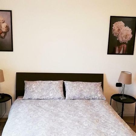 Апартаменты Centro E Parco 10 Min - Flat In Монца Экстерьер фото